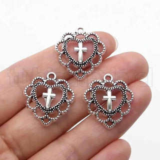 Colgantes de aleación estilo tibetano, corazón con cruz, 21.5x20x3mm.