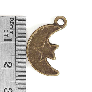 Dije Luna con Estrella Tono Bronce Envejecido 24x13x2mm | 5 uds