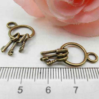 Dije Llavero con 3 Llaves Tono Bronce Envejecido 27x12x5mm | 3 uds