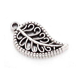 Dije Hoja Botánica Tono Plata Envejecida 19x11mm | 10 uds