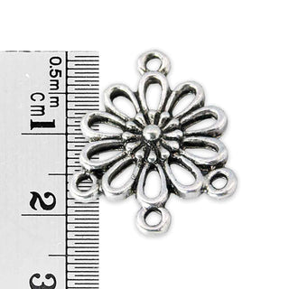 Conector Flor Calada con Pétalos en Lágrima Aleación Tono Plata Envejecida 23x19x3mm | 6 uds