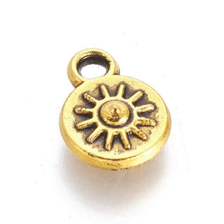 Mini Dije Redondo Sol en Relieve de Aleación Tono Oro Envejecido 9x2mm | 18 uds