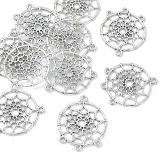 Chandelier Atrapasueños Calado con Flor Central Estilo Boho Aleación Tono Plata Envejecida 34x28x2mm | 2 uds