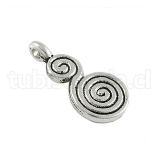 Colgante estilo tibetano, doble espiral. 8x17x1.5 mm.