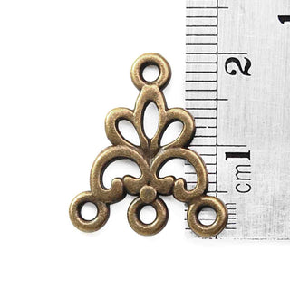 Base Pendiente Enlace Chandelier Flor de Lis Tono Bronce Envejecido 19x16x2mm | 8 uds
