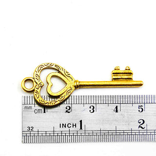 Dije Llave de Aleación Tono Oro Envejecido 50x17x2mm | 2 uds