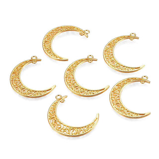 Dije Luna Tallada Estilo Tibetano Tono Oro 37x8x2mm | 3 uds