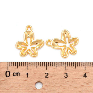 Dije Flor de Aleación Tono Oro 17x15x2mm | 14 uds