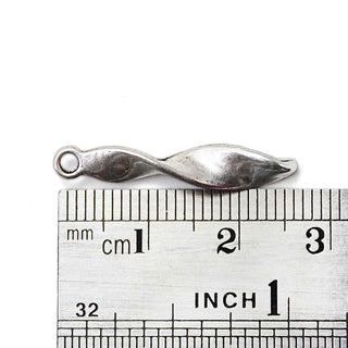 Dije Rectángulo Torcido Estilo Tibetano Tono Plata Envejecida 27x5mm | 8 uds