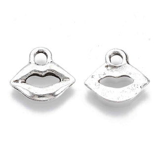 Dije Labios Beso Estilo Tibetano Tono Plata Envejecida 12.5x13mm | 12 uds
