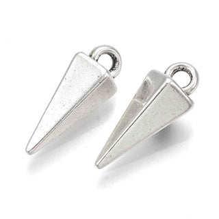 Dije Pirámide Alargada 4 Caras Estilo Tibetano Tono Plata Envejecida 16x6.5mm | 12 uds