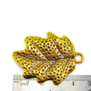 Maxi Dije Hoja de Aleación Tono Oro Envejecido 45x35mm | 1 ud