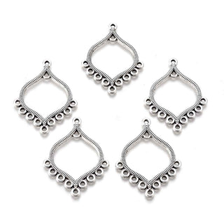 Base Pendiente Chandelier Marquesa con Borde Ranurado Tono Plata Envejecida 29x38x2mm | 2 uds