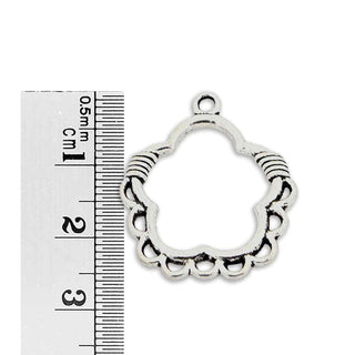 Base Pendiente Aro Floral con Borde Ondulado Tono Plata Envejecida 26x23x2mm | 4 uds