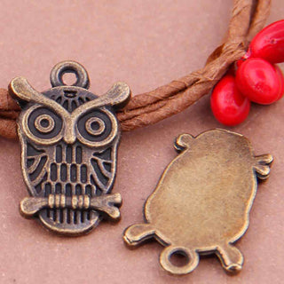 Dije Búho Estilo Tibetano Tono Bronce Envejecido 22x14mm | 4 uds