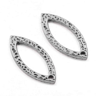 Dije Marquise Calado con Textura Martillada Tono Plata Envejecida 25x11.5x1.8mm | 7 uds