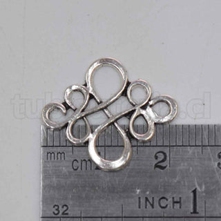 Colgante o conector. Estilo tibetano, 22×18.5x1mm.