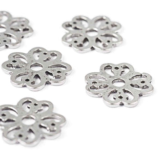 Dije Conector Flor Calada con 4 Agujeros Estilo Tibetano Tono Plata Envejecida 15x15mm | 14 uds