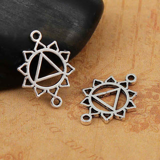Conector enlace, selecciona entre los 7 chacras color plata envejecida,  20x14mm.