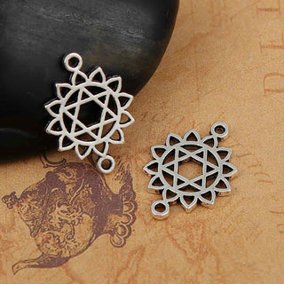 Conector enlace, selecciona entre los 7 chacras color plata envejecida,  20x14mm.