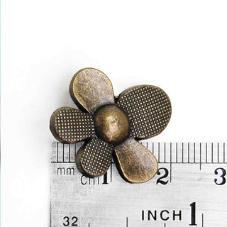 Dije Flor Tipo Botón Estilo Tibetano Tono Bronce Envejecido 22x18x8mm | 3 uds