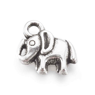 Dije Mini Elefante de la Suerte en Sobre Relieve Estilo Tibetano Tono Plata Envejecida 11x11mm | 13 uds