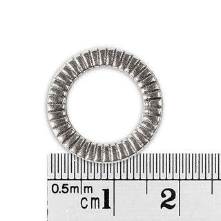 Anillas de enlace, colgante de aleación, libre de plomo y cadmio, 17.5 x1.5 mm.