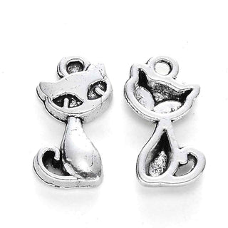Dije Gato Sentado Tono Plata Envejecida 16.5x8.5mm | 12 uds