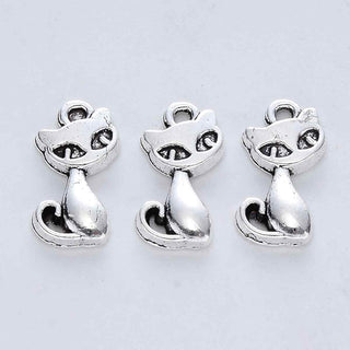 Dije Gato Sentado Tono Plata Envejecida 16.5x8.5mm | 12 uds