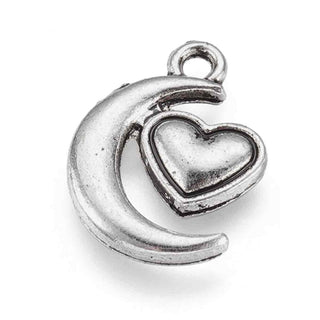 Dije Luna con Corazón Tono Plata Envejecida 17x13mm | 4 uds