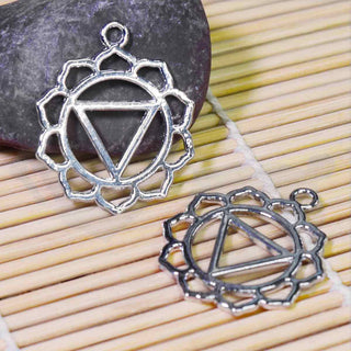 Dije Símbolos Chakras de Equilibrio Espiritual Tono Plata Envejecida 29~31x23~26mm | 1 ud
