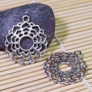 Dije Símbolos Chakras de Equilibrio Espiritual Tono Plata Envejecida 29~31x23~26mm | 1 ud