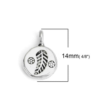 Dije Medalla Circular con Hoja Rústica Tono Plata Envejecida 14x10mm | 7 uds