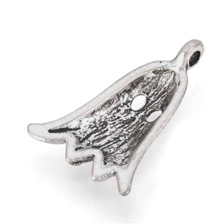 Dije Fantasma con Ojos Calados y Borde Ondulado Tono Plata Envejecida 20x13.5mm | 8 uds