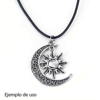 Dije Luna Tallada Estilo Tibetano Tono Plata Envejecida 37x8x2mm | 3 uds