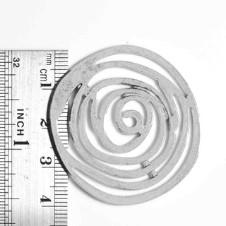 Maxi Dije Vórtice Estilo Tibetano Tono Plata Envejecida 40x38x2mm | 1 ud