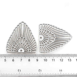 Maxi Dije Triángulo Boho Chic Estilo Tibetano Tono Plata Envejecida 42x40x1mm | 1 ud