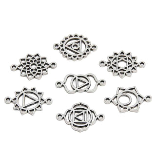 Conector enlace, selecciona entre los 7 chacras color plata envejecida,  20x14mm.