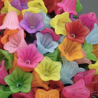Abalorio acrílico translúcidos, esmerilado, flor, color mezclado, 14x10mm.