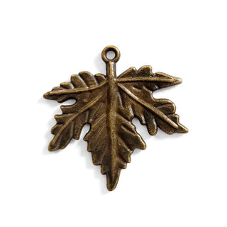 Dije Hoja de Arce de Aleación de Zinc Tono Bronce Envejecido 28×25×1 mm | 2 uds
