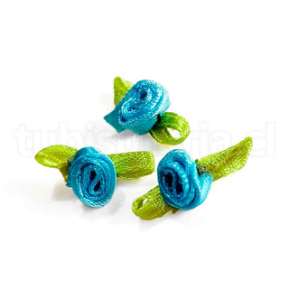 Flores de tela pequeñas, satín, para aplicaciones diversas, besitos, varios tonos para seleccionar, tamaño aproximado 20x6mm.