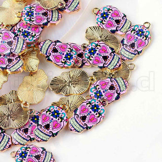 Colgantes de aleación estampados, calavera, base metálica color oro claro, rosa, 22,5x13x2.5 mm.