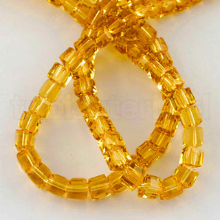 Cuentas de vidrio facetadas, cubos de 4 mm, 98~100 pzs/tira.