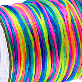 Cordón de naylon tubular, tipo satén, cola de ratón, multicolor, 2mm de espesor.