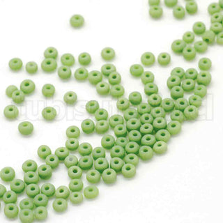 Mostacilla 8/0, color sólido frozem, opciones de color para seleccionar, tamaño aproximado 3 mm de diámetro.