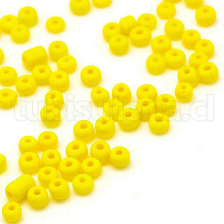 Mostacilla 8/0, color sólido frozem, opciones de color para seleccionar, tamaño aproximado 3 mm de diámetro.