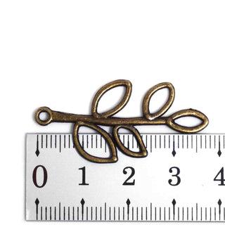 Dije Hojas Estilo Tibetano Tono Bronce Envejecido 38x18x1,5mm | 3 uds.