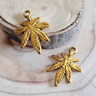Dije Hoja Tono Oro Envejecido 15x20x3mm | 8 uds.