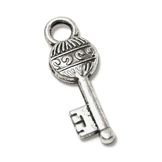 Dije Llave Tono Plata Envejecida 25x9x3mm | 5 uds.