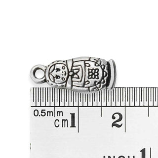 Dije Matrioshka Muñeca Rusa Tono Plata Envejecida 18x8x2,5mm | 5 uds.